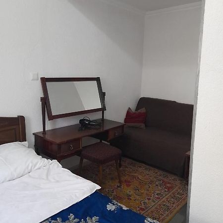 Guesthouse 博尔若米 外观 照片