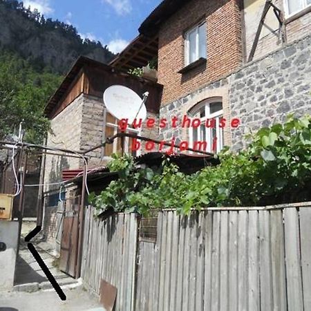 Guesthouse 博尔若米 外观 照片