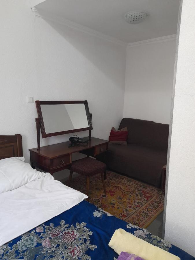 Guesthouse 博尔若米 外观 照片